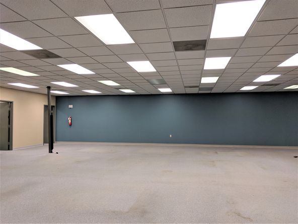 901 West Main Street, El Paso, IL 61738